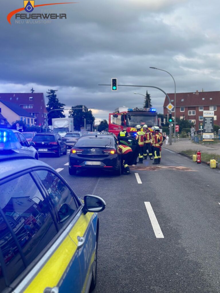 Mehr über den Artikel erfahren Hilfeleistung nach Verkehrsunfall