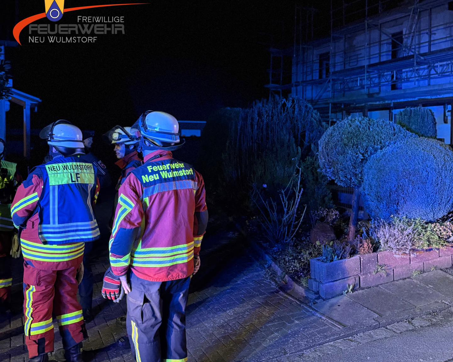 Du betrachtest gerade Unklarer Feuerschein am Gebäude