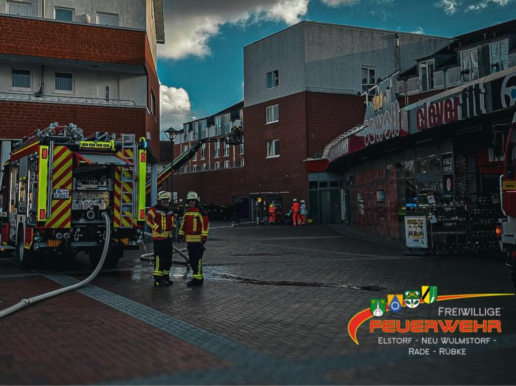 Mehr über den Artikel erfahren Zimmerbrand in Wohnunterkunft