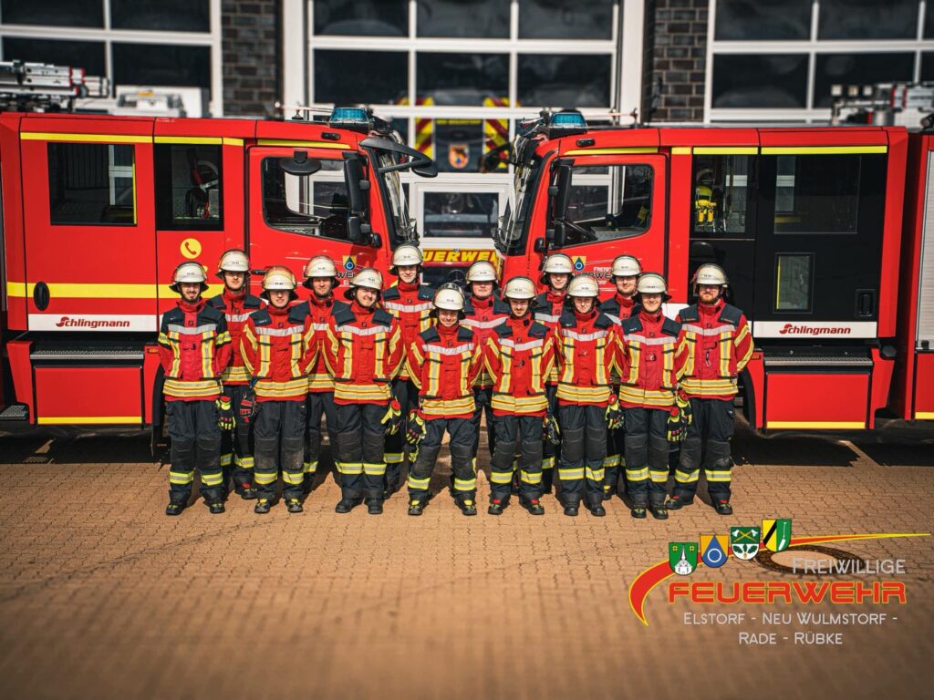 Mehr über den Artikel erfahren 14 neue Feuerwehrleute